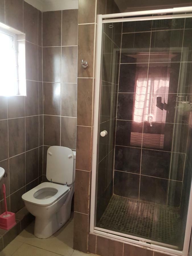 Durban Beach Getaway - Summersands, Inverter For Load Shedding, Free Wifi & Free Parking Exterior foto